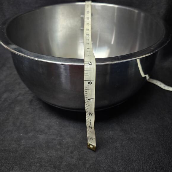 WP Heavy Duty Stainless Steel 6 Quart Mixing Bowl Rubber Bottom - Picture 4 of 6